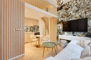 TV - Studio Arc de Triomphe (Paris)