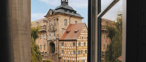 Old Town Hall View | In-room safe, desk, laptop workspace, blackout drapes