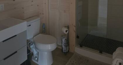 Bobcat Cabin