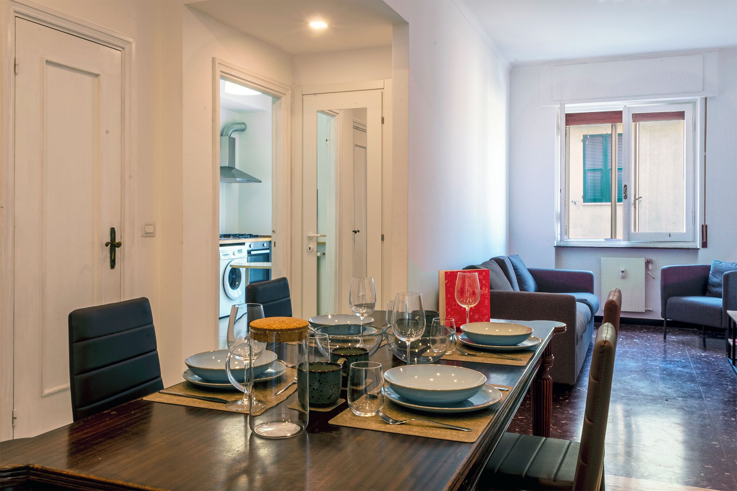 Apartment, 3 Schlafzimmer, Balkon, Stadtblick | Esszimmer