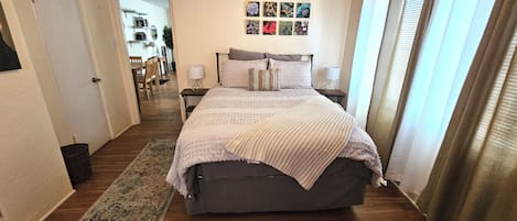 Bügeleisen/Bügelbrett, WLAN, Bettwäsche