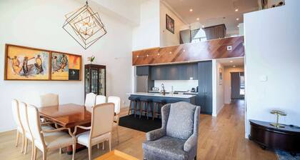 408 | Modern Condo | Pool & Panoramic View