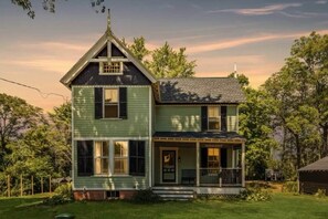 Exterior - Charming Upstate Escape | Fire Pit & Starry Skies (Claverack-Red Mills)