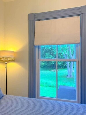 4 bedrooms, iron/ironing board, WiFi, bed sheets - Charming Hudson Valley Escape | Heated Pool & Fire Pit (Claverack-Red Mills)