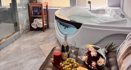 Luxury Lake James Retreat/Pool/Epic Game Room/PS5