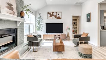 Televisión, chimenea