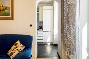 Interior - Quinto Easy Stay by Wonderful Italy  (Genoa)