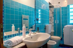 Apartment, 2 Bedrooms, Sea View | Bathroom | Shower, hair dryer, towels, soap - Quinto Easy Stay by Wonderful Italy  (Genoa)