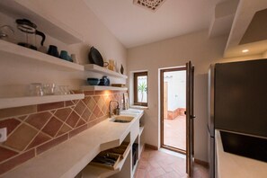 Interior - Holiday Home 'Unique Home in Historic Centre' with Private Terrace and Wi-Fi (Lagos)