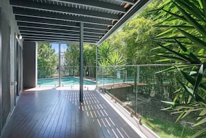 Pool - Flinders Haven Poolside Escape by the Beach (Sandgate)