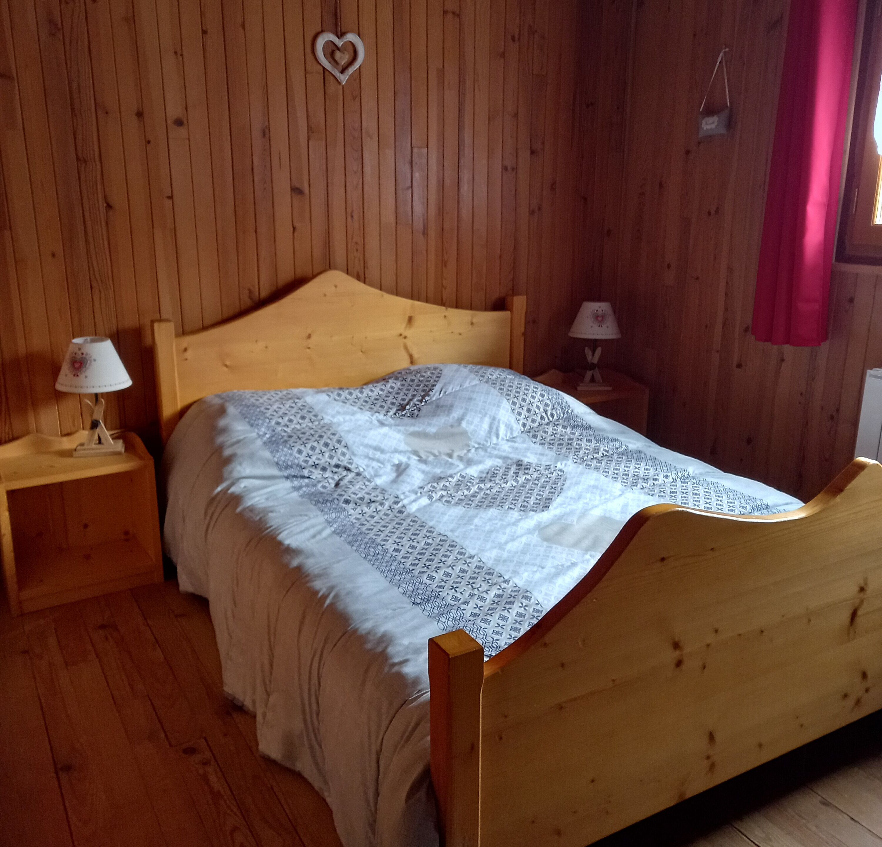 3 chambres, fer et planche à repasser, Wi-Fi