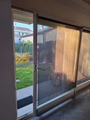 Interior - Apartment 'Il Sogno di Elisa' with Private Garden, Wi-Fi, and Air Conditioning (Martellago)