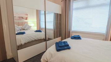 2 bedrooms, individually decorated, individually furnished, free WiFi