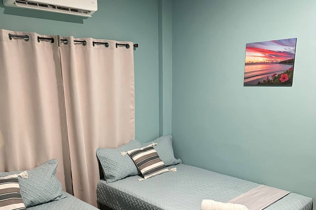 City appartement | Individueel gedecoreerd, individueel gemeubileerd, een laptopwerkplek