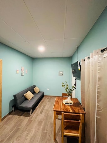 Standard Apartment, 1 Bedroom, Patio | Living area