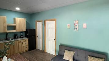 Standard Apartment, 1 Bedroom, Patio | Living area