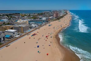 On the beach, beach towels - Gorgeous Boardwalk Oasis Incredible Views, Pets Bikes (Ocean City)