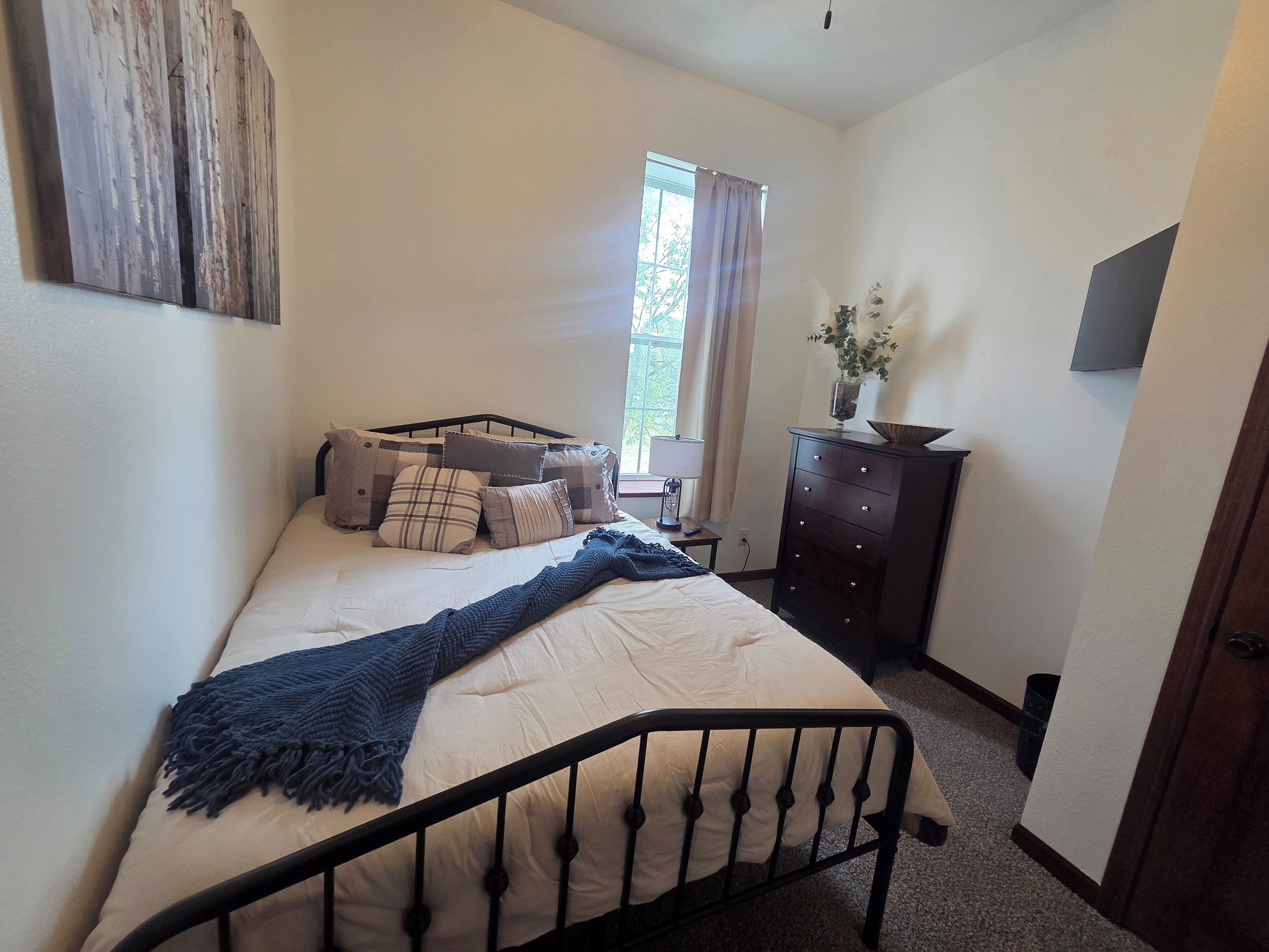 Strykejern/-brett, wi-fi og sengetøy