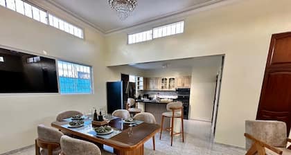 Casa Moderna en la mejor zona de BONAO