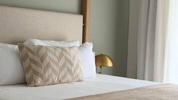 Premium bedding, Select Comfort beds, in-room safe, cribs (surcharge)