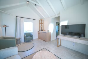 Superior Studio Suite, Balcony, Mountain View | Premium bedding, Select Comfort beds, in-room safe, cribs (surcharge) - Scenery Hotel Saba (Windward Side)
