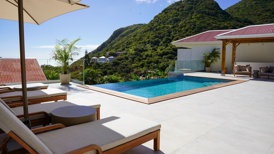 Scenery Hotel Saba