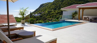 Scenery Hotel Saba