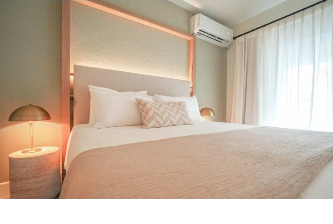 Hochwertige Bettwaren, Select-Comfort-Betten, Zimmersafe, Babybetten