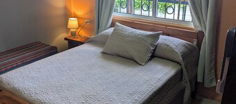 Cozy 2-Bedroom Home with AC, Rooftop Terrace & Secure Parking in San Ignacio