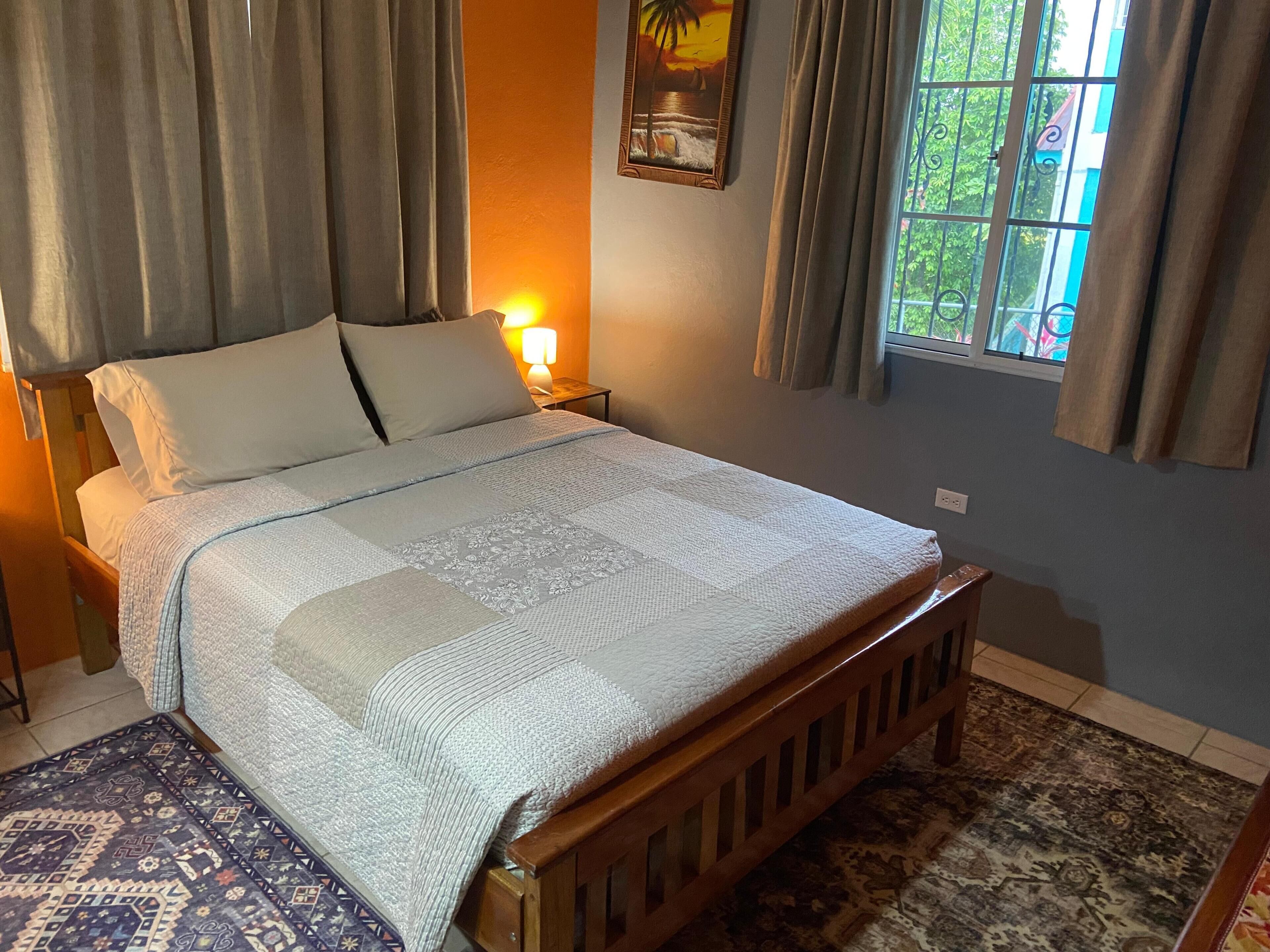 2 chambres, bureau, Wi-Fi gratuit, draps fournis