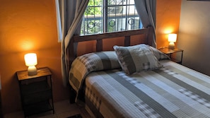 2 Schlafzimmer, Schreibtisch, kostenloses WLAN, Bettwäsche