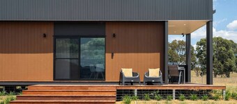 Sevillano Design Led Cottage in Wine Country