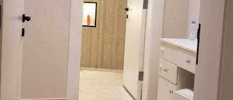 Haartrockner, Seife, Shampoo, Toilettenpapier