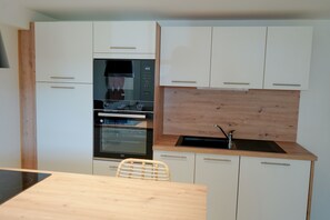 Blackout curtains, soundproofing, iron/ironing board, free WiFi