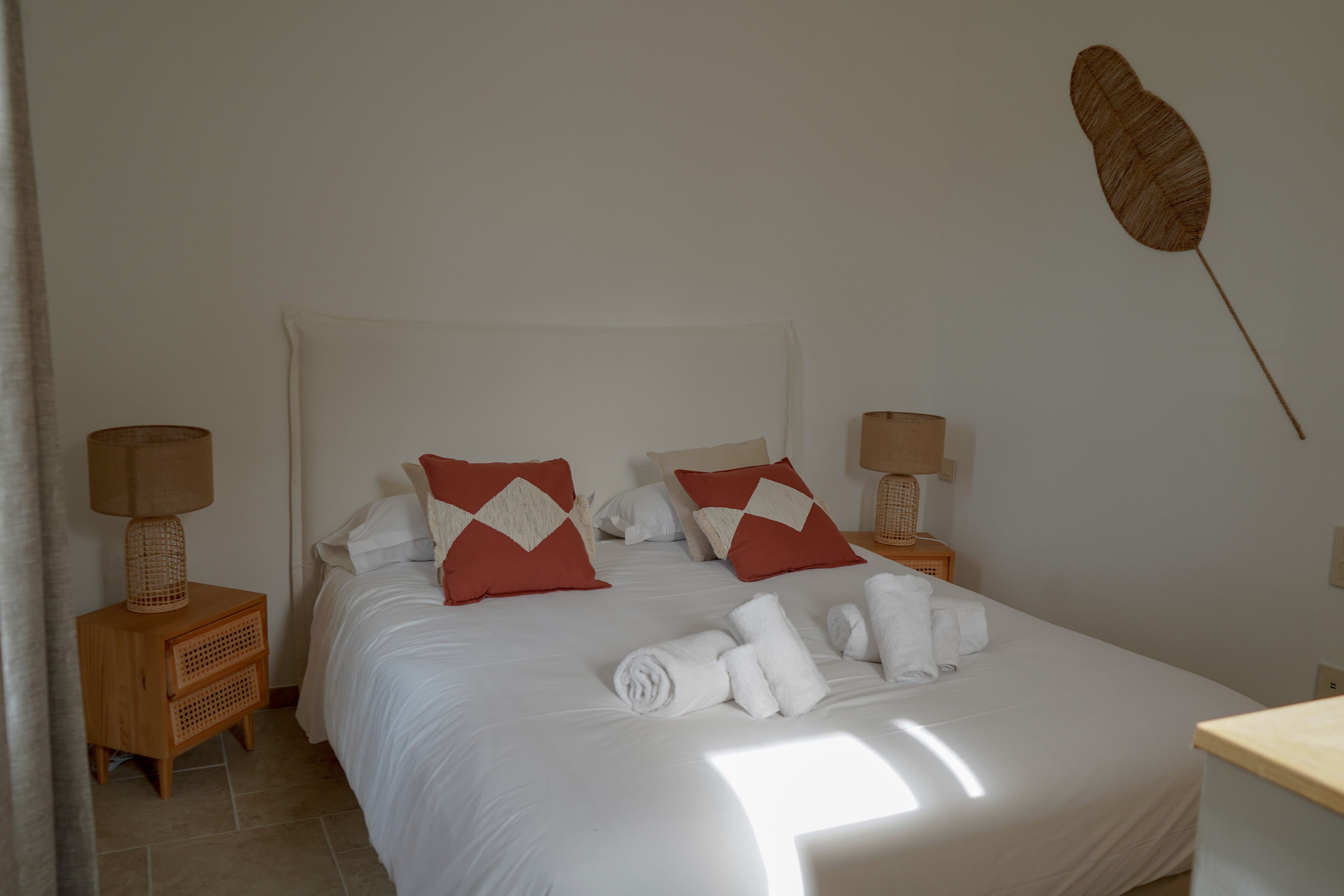 Deluxe-Apartment, Gartenblick | Verdunkelungsvorhänge, schallisolierte Zimmer, Bügeleisen/Bügelbrett