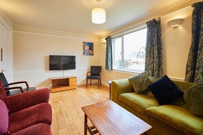 4 bedrooms - Host Stay Riders Rest (Bedford)