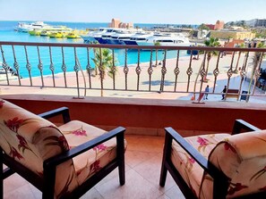 Property grounds - Family-Ready 2BR Home! Secured Resort, Pool Access & Full Kitchen. (Hurghada)