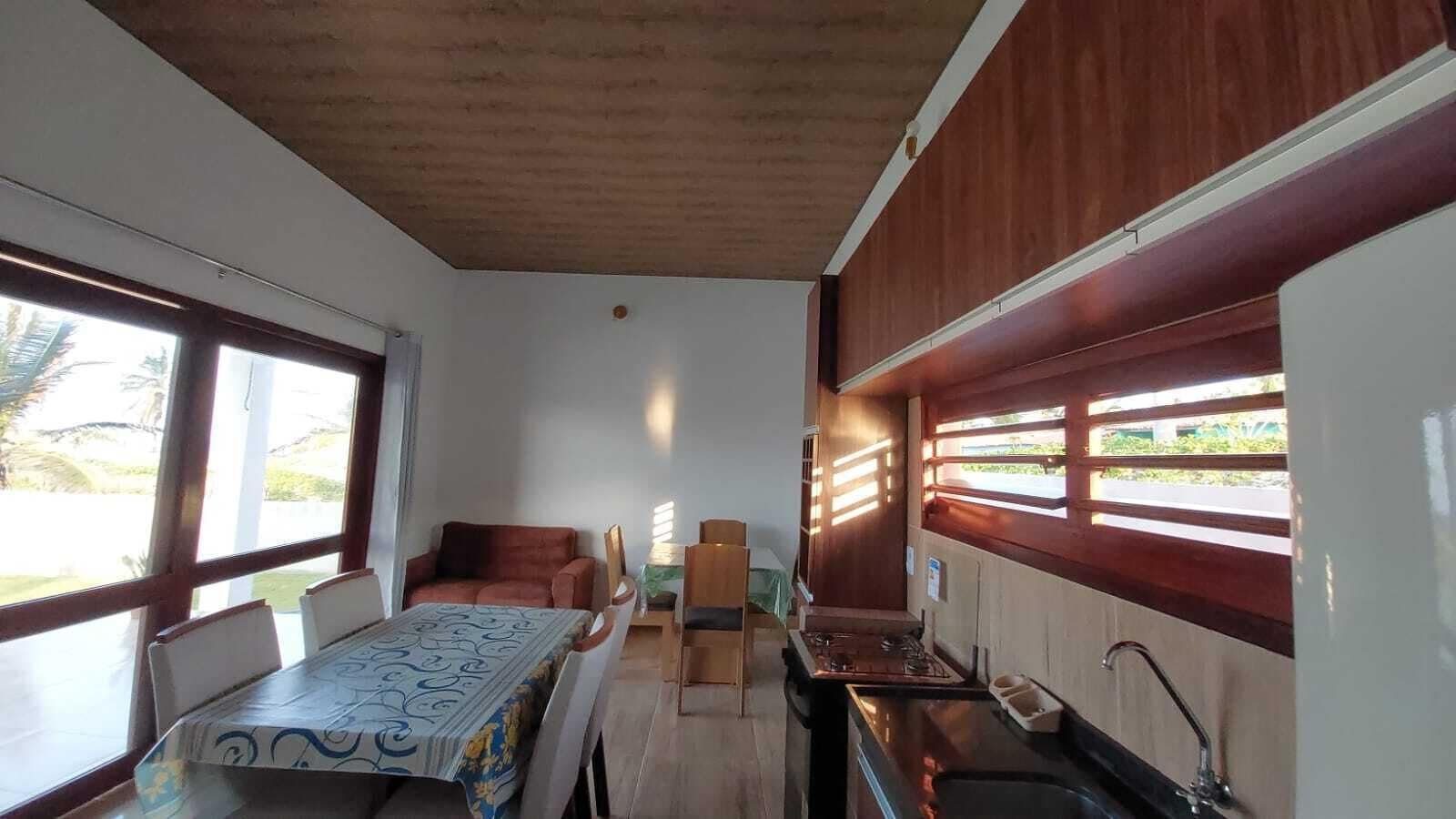 Refrigerador, horno, parrilla de estufa y lavavajillas 