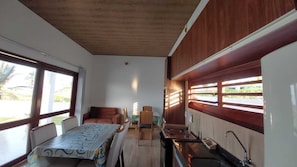 Réfrigérateur, four, plaque de cuisson, lave-vaisselle