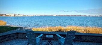The Antique Coastal Retreat on New Haven Harbor