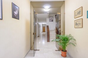 Interior - GuestHost - Cozy Apt near Basilica Sant'Antonio (Padua)