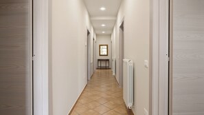 Hallway - Villa 3 letti 2 docce e Giardino  (Pizzo)