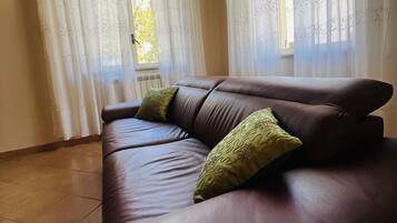 Deluxe-Zimmer, Gartenblick | Wohnbereich