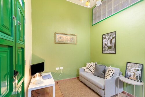 Appartement de vacances « Guía » avec terrasse et jardin communs, Wi-Fi