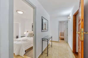 WiFi, bed sheets - Holiday Apartment 'Gáldar' with Shared Terrace, Garden & Wi-Fi (Tejeda)