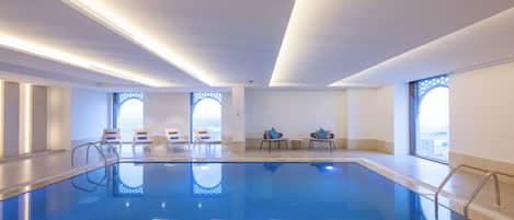 Piscine couverte