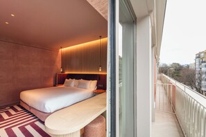 Grand Room, 1 King Bed, Balcony (Stalls) | Premium bedding, minibar, in-room safe, desk - Hotel Palacio Bellas Artes San Sebastián, Curio Collection (San Sebastian)