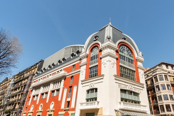 Exterior - Hotel Palacio Bellas Artes San Sebastián, Curio Collection (San Sebastian)