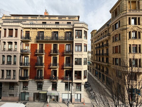 City view - Hotel Palacio Bellas Artes San Sebastián, Curio Collection (San Sebastian)