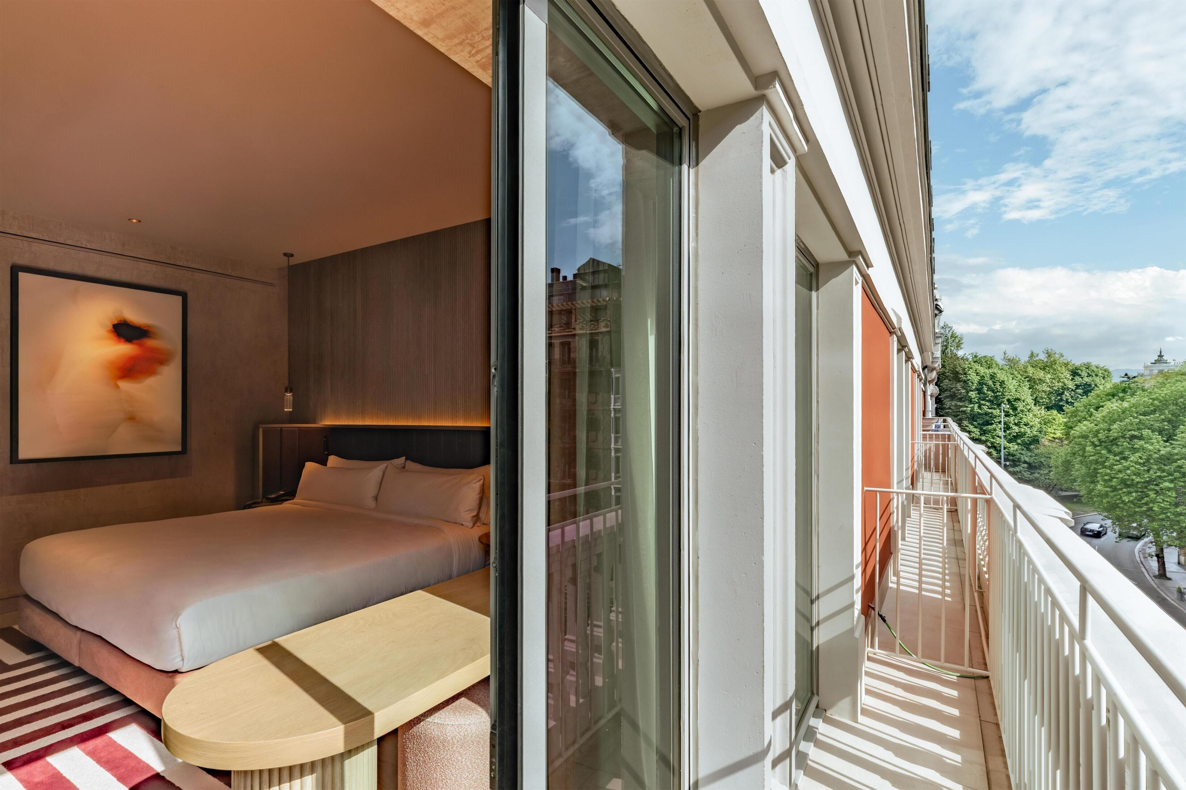 Grand-værelse - 2 dobbeltsenge - balkon (Stalls) | Premium-sengetøj, minibar, pengeskab på værelset, skrivebord